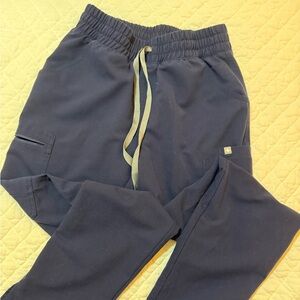 Figs Yola Navy
